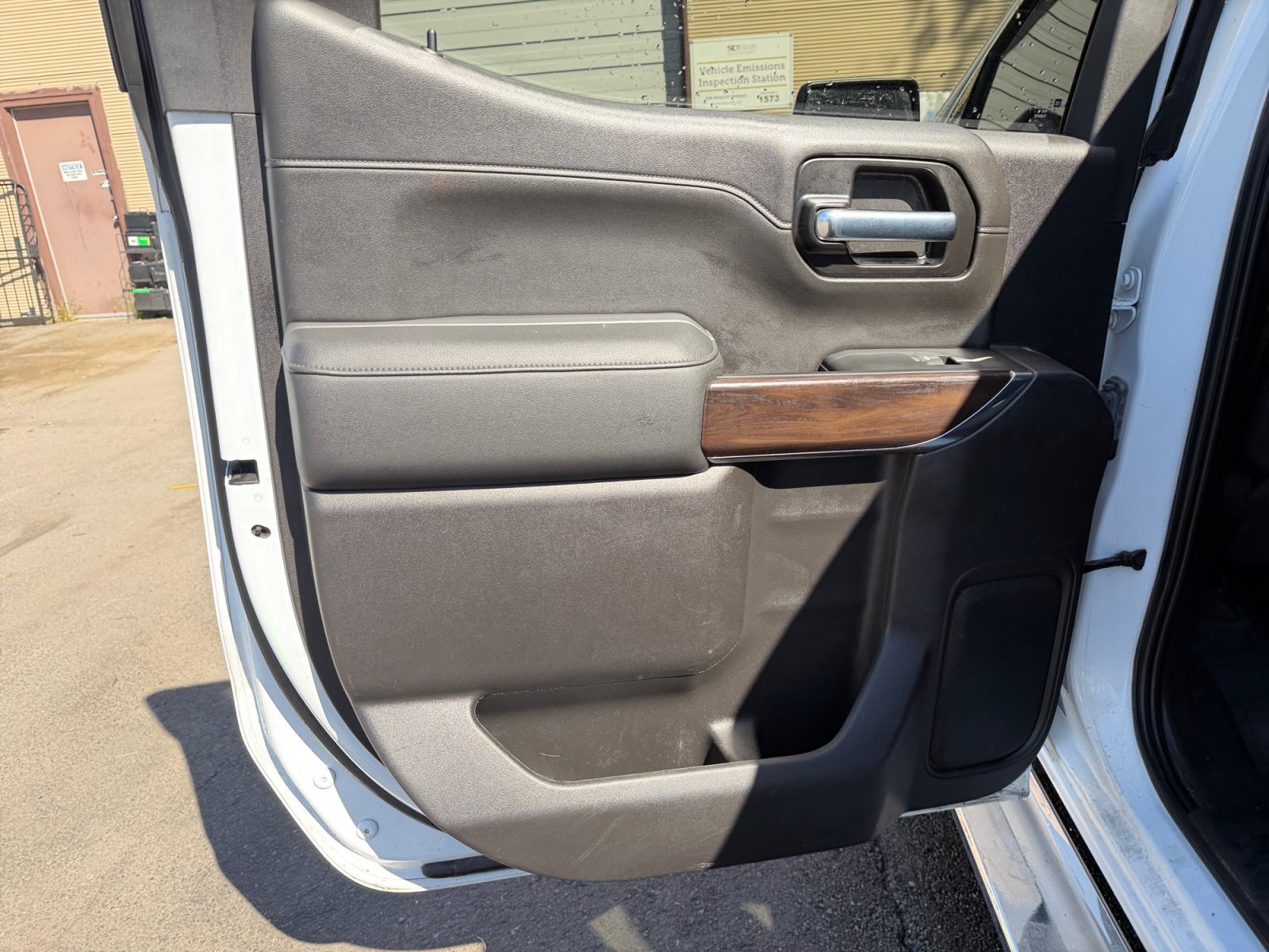 Used 2022 GMC Sierra 1500 SLT w/ SLT Premium Plus Package AWD/4WD image 28