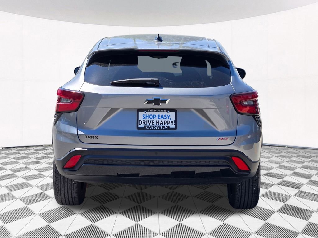 Used 2024 Chevrolet Trax RS w/ Driver Confidence Package FWD image 20