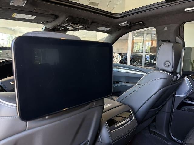 Certified 2026 Cadillac Escalade Platinum Sport w/ LPO, ONYX Package AWD/4WD image 22