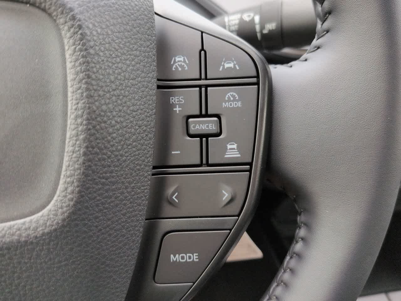 New 2026 Toyota Prius LE FWD image 23