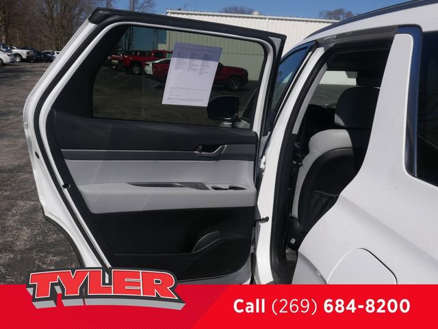 Used 2025 Hyundai Palisade SEL AWD/4WD image 18
