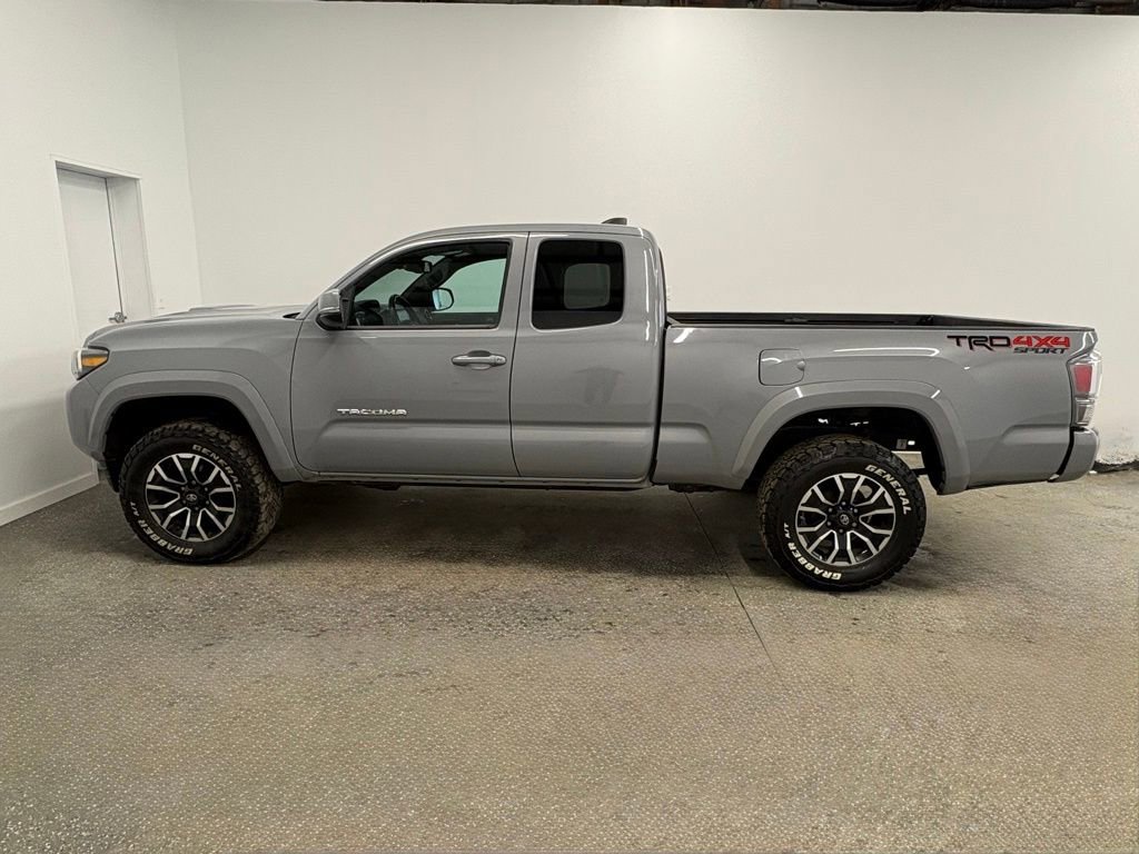 Used 2021 Toyota Tacoma TRD Sport image 8
