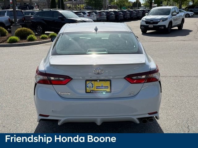 Used 2023 Toyota Camry SE w/ Convenience Package AWD/4WD image 6