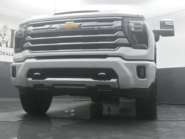 Used 2025 Chevrolet Silverado 2500 High Country w/ High Country Premium Package AWD/4WD image 53