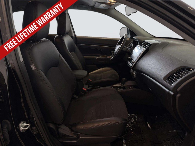 Used 2024 Mitsubishi Outlander Sport AWD image 32