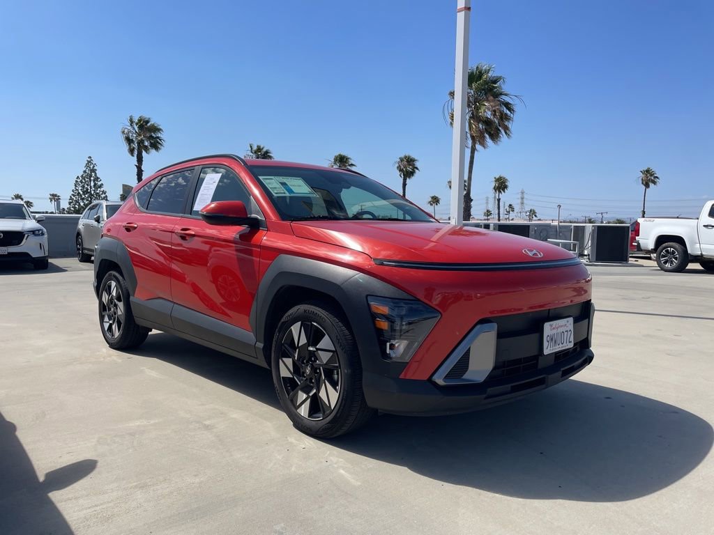 Used 2024 Hyundai Kona SEL FWD image 1