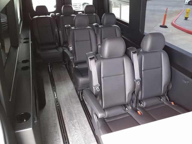Used 2023 Mercedes-Benz Sprinter 2500 image 17