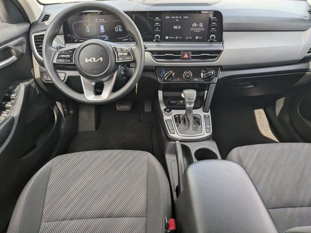 Used 2024 Kia Seltos LX AWD/4WD image 19