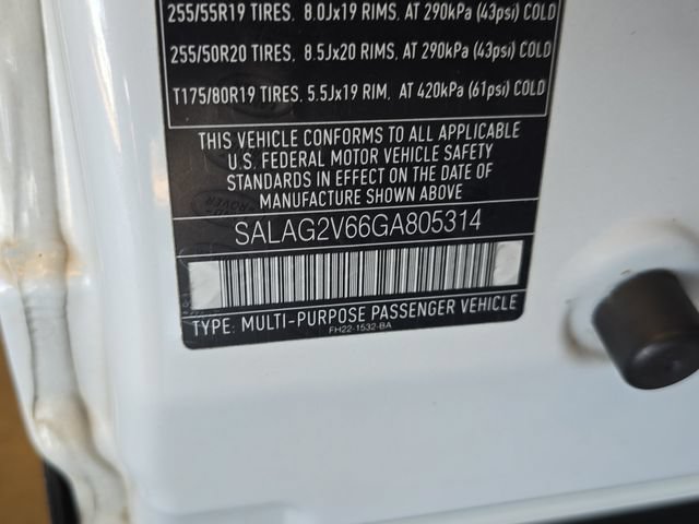 Used 2016 Land Rover LR4 HSE AWD/4WD image 37