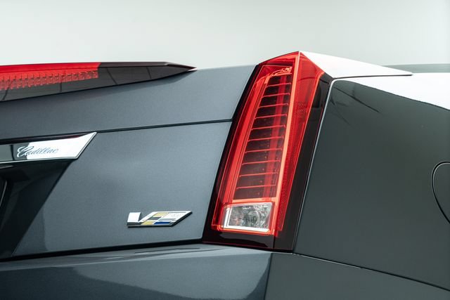 Used 2013 Cadillac CTS V RWD image 15
