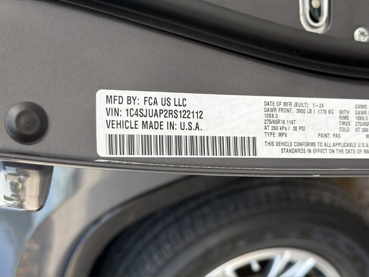 Used 2024 Jeep Wagoneer 2WD image 28