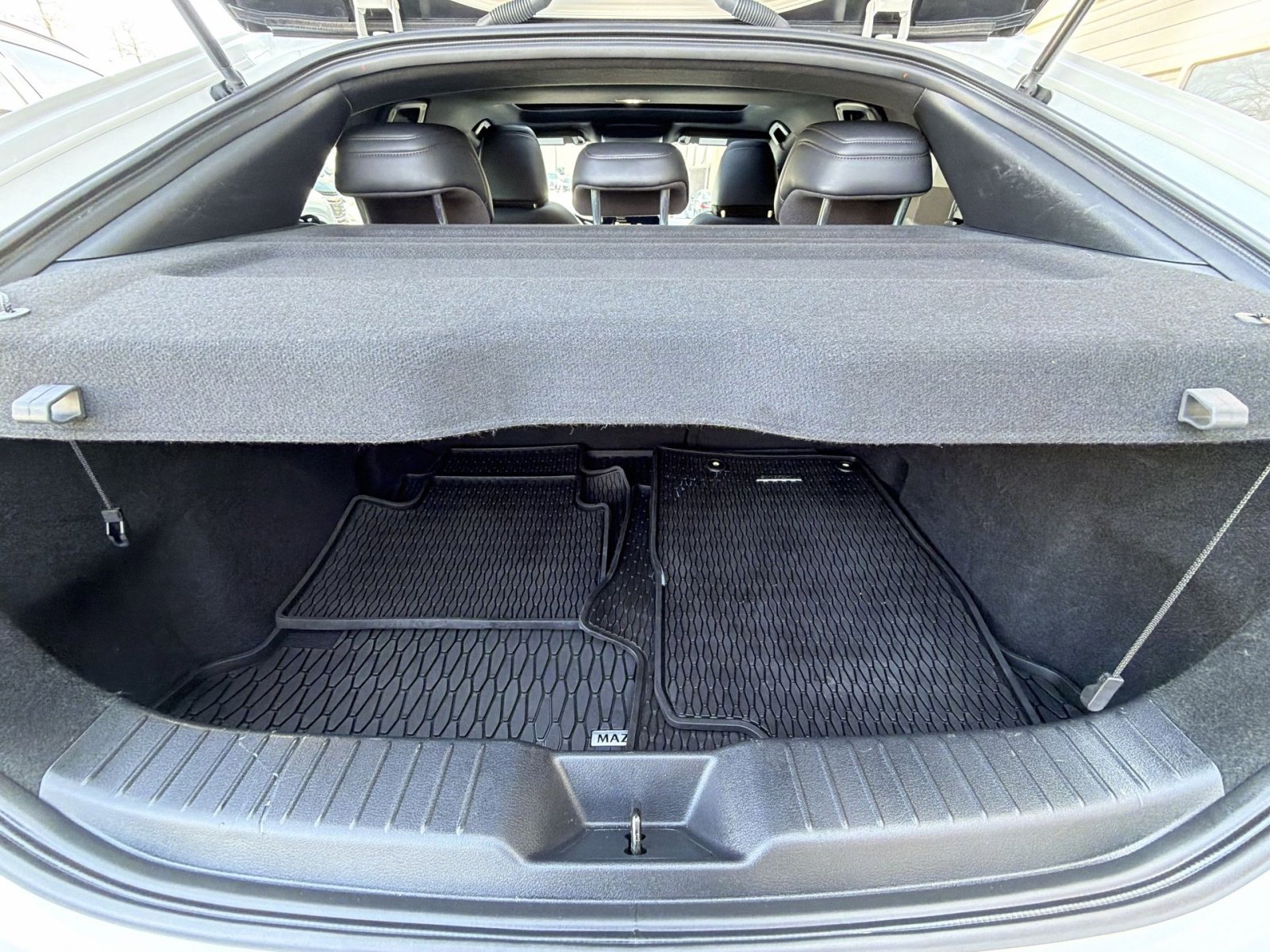 Used 2022 MAZDA MAZDA3 s image 24