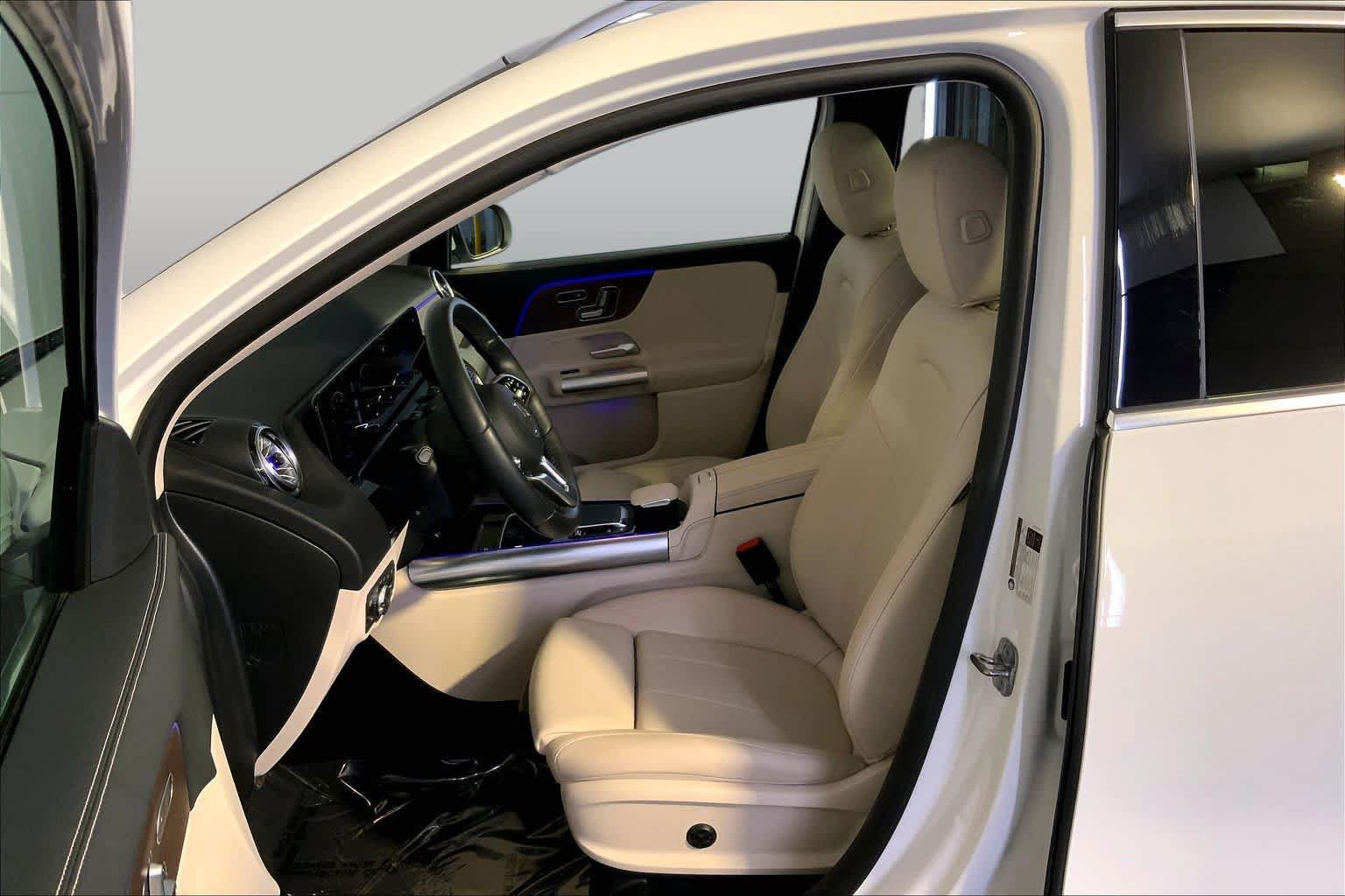 Used 2023 Mercedes-Benz GLA 250 4MATIC image 9