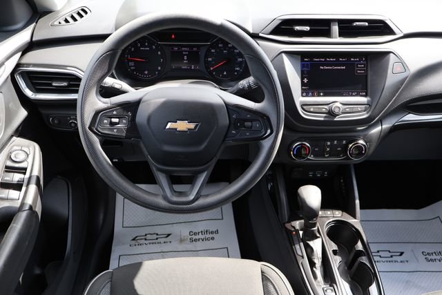 Used 2022 Chevrolet TrailBlazer LT FWD image 6