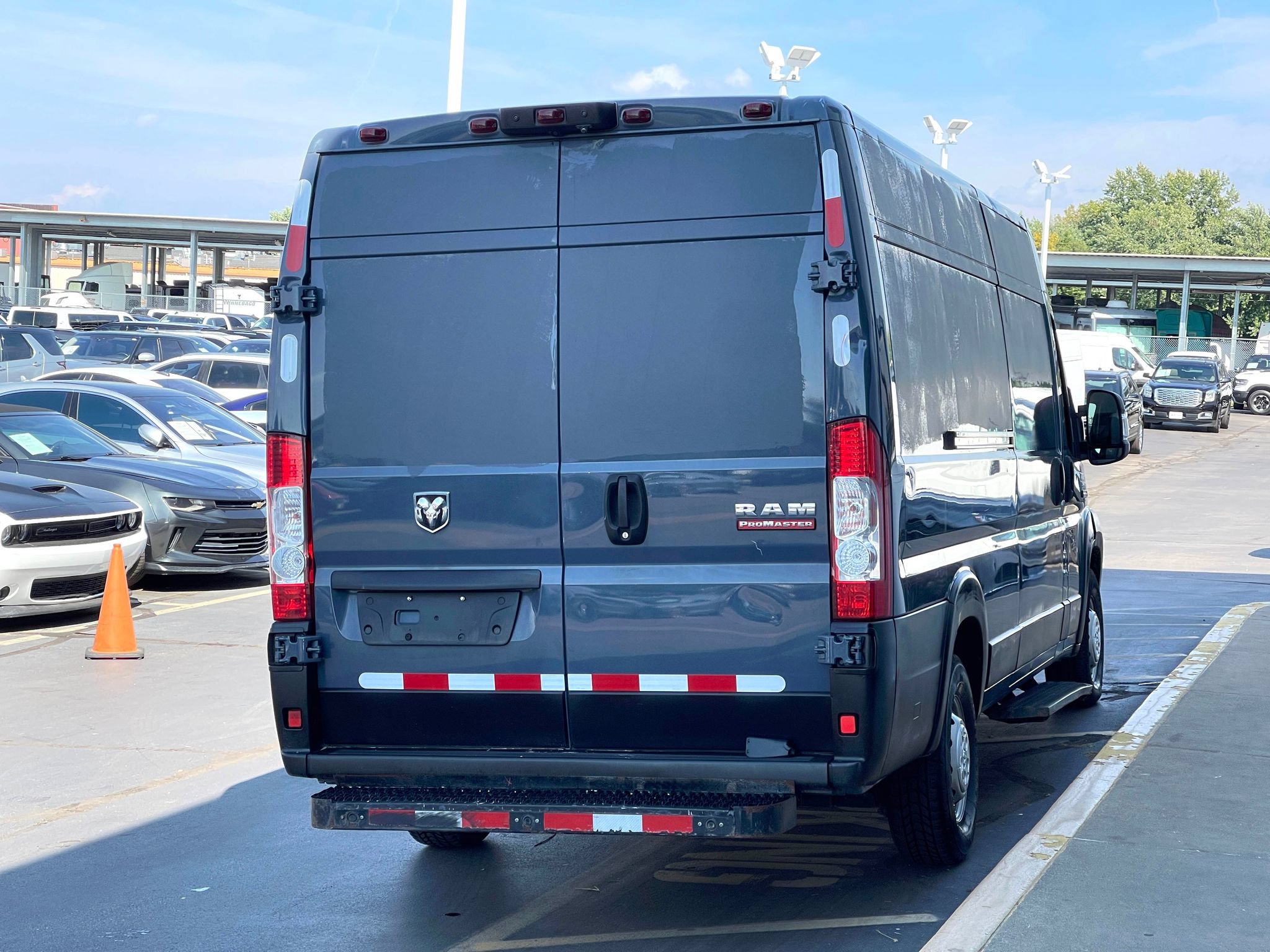 Used 2020 RAM ProMaster 3500 FWD image 3