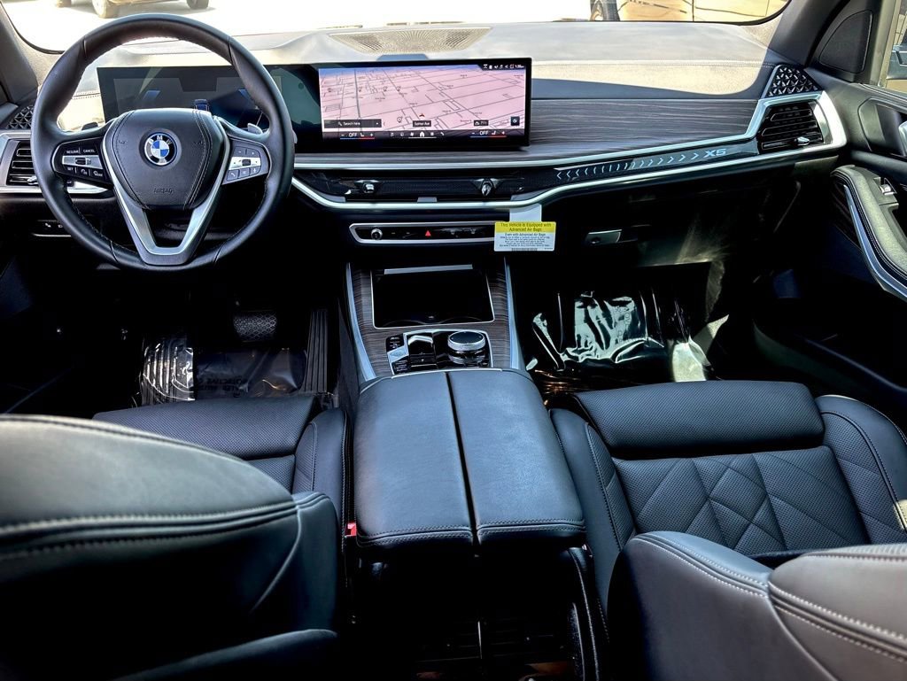 Used 2024 BMW X5 xDrive50e w/ Parking Assistance Package image 13