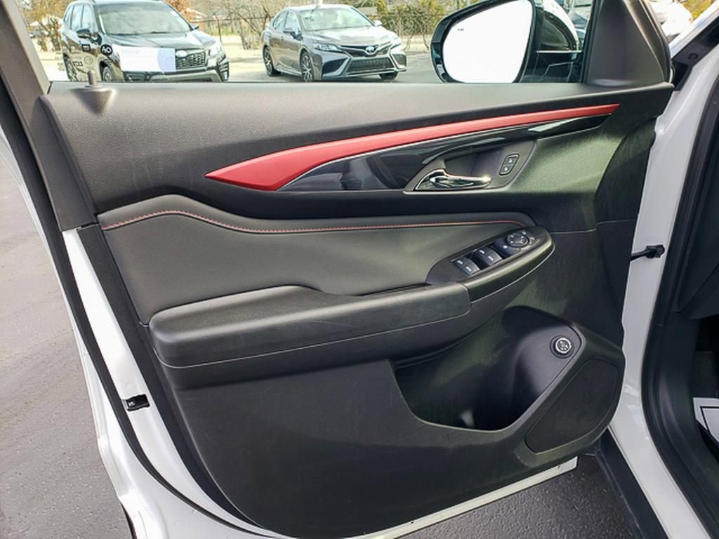 Used 2024 Chevrolet TrailBlazer RS w/ Convenience Package image 9