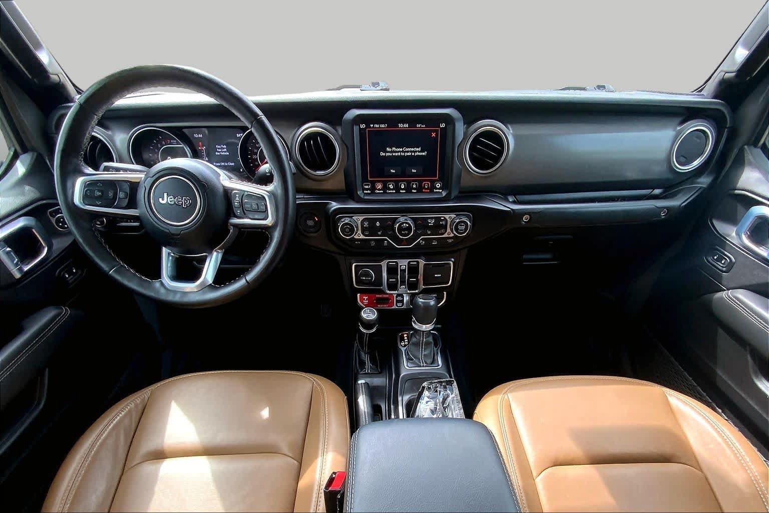 Used 2021 Jeep Gladiator Rubicon AWD/4WD image 13