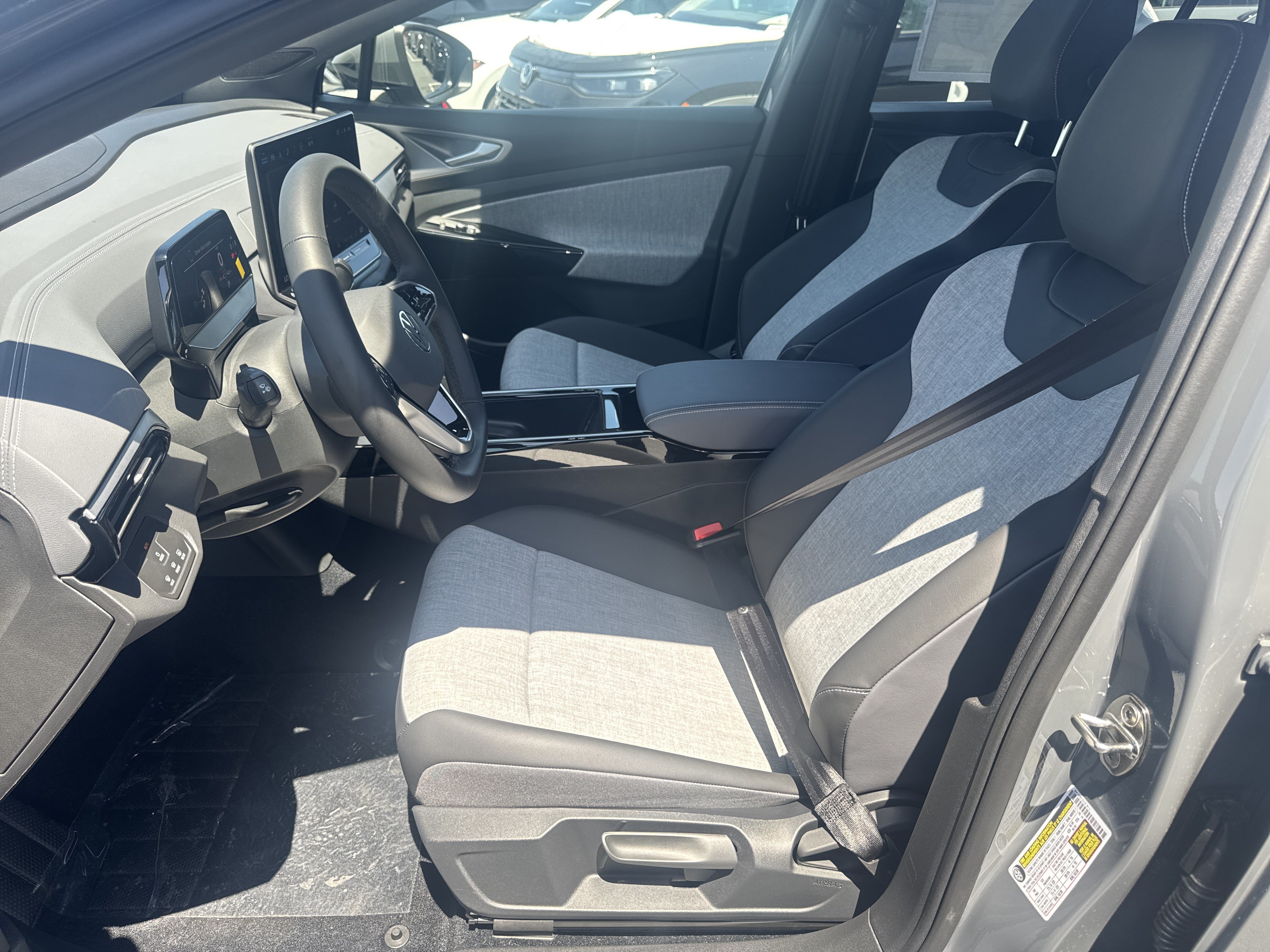 New 2026 Volkswagen ID.4 Pro AWD/4WD image 14
