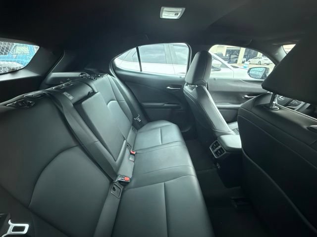 Used 2021 Lexus UX 200 w/ Premium Package FWD image 6
