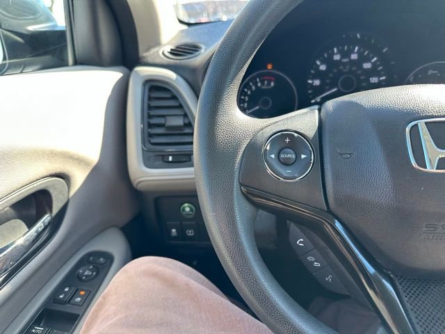 Used 2017 Honda HR-V LX image 34