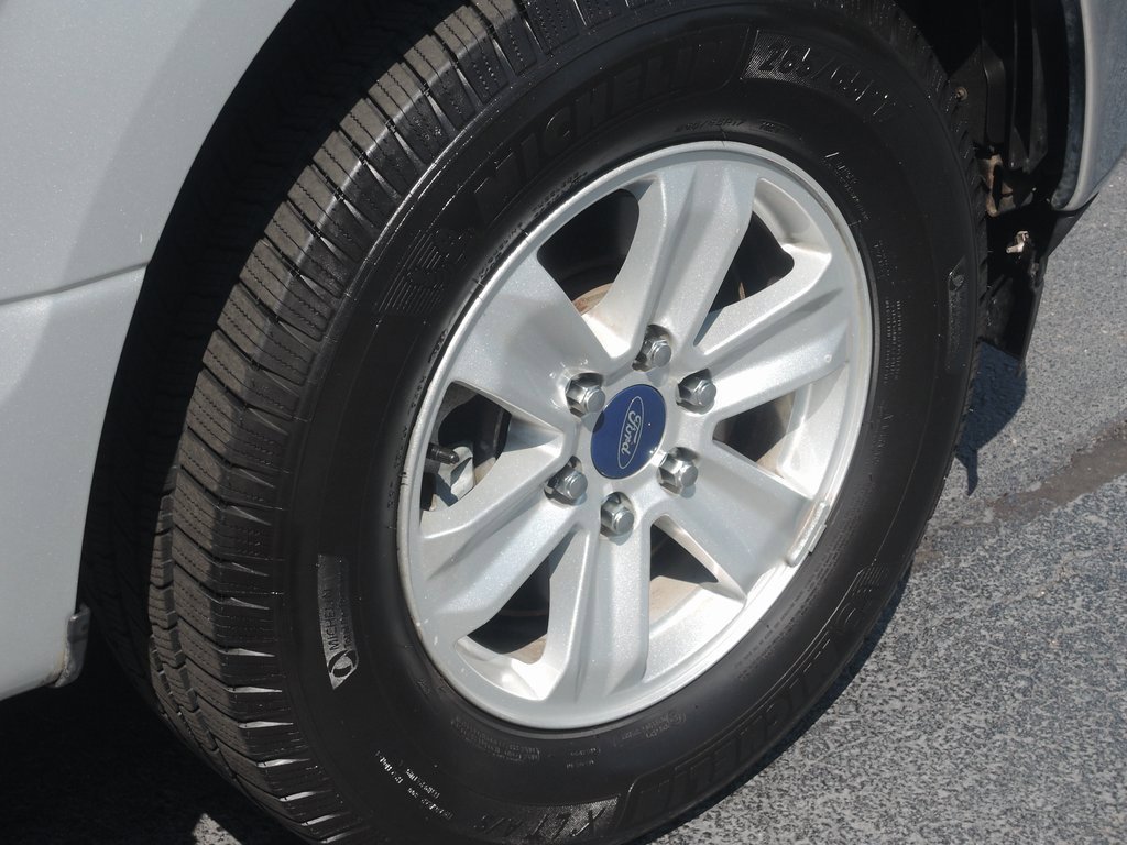 Used 2018 Ford F150 XLT image 34