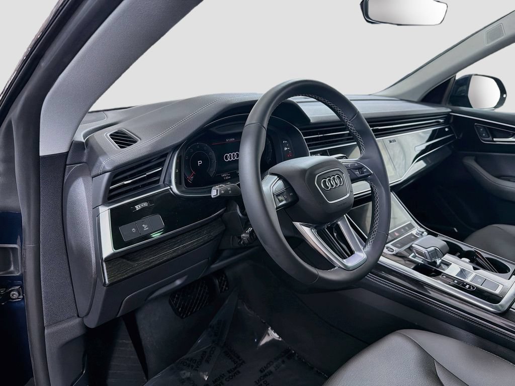Used 2025 Audi Q8 Premium Plus AWD/4WD image 11