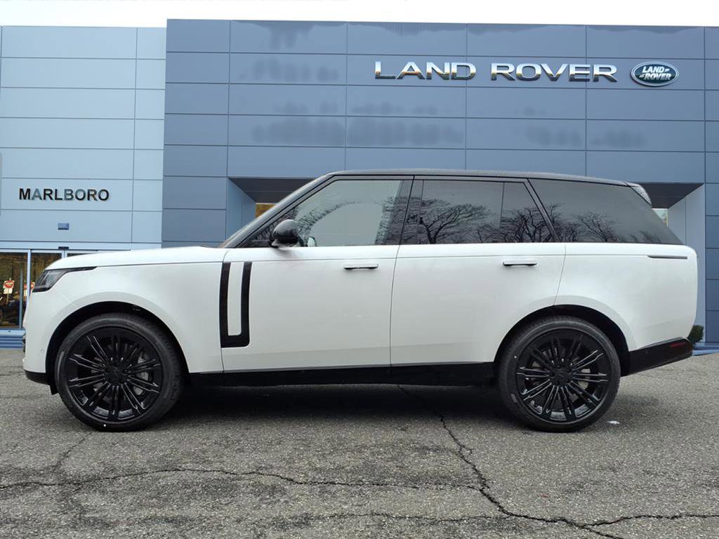 New 2026 Land Rover Range Rover SE image 6