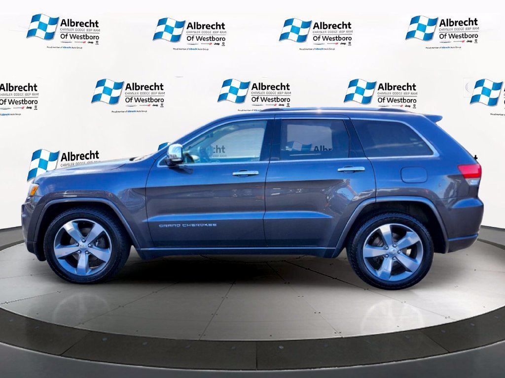 Used 2015 Jeep Grand Cherokee Overland w/ Advanced Technology Group AWD/4WD image 2