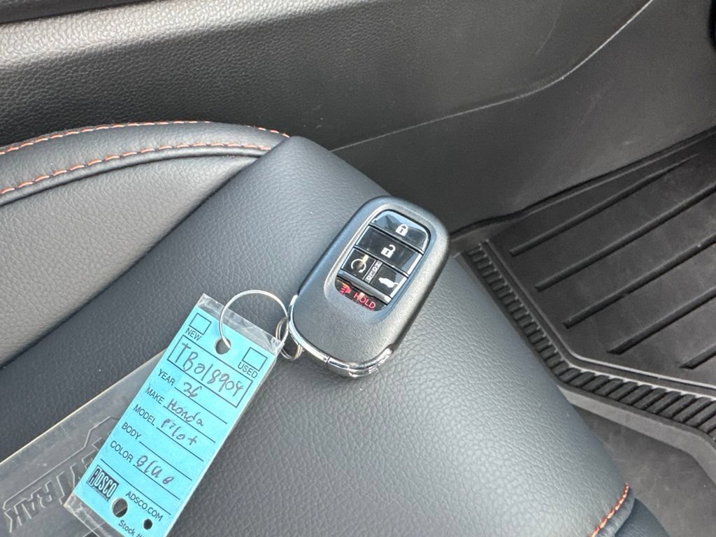 Used 2026 Honda Pilot TrailSport image 44