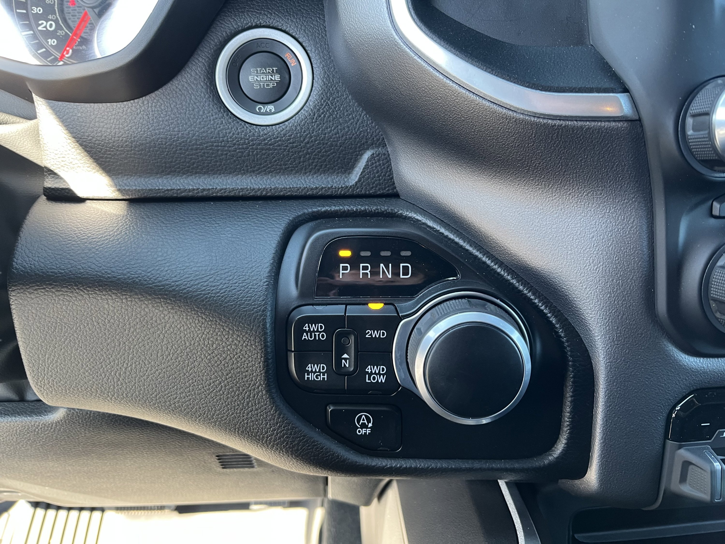 Used 2023 RAM 1500 Big Horn AWD/4WD image 16