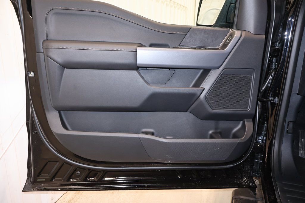 New 2026 Ford F150 XLT w/ Equipment Group 302A MID image 9