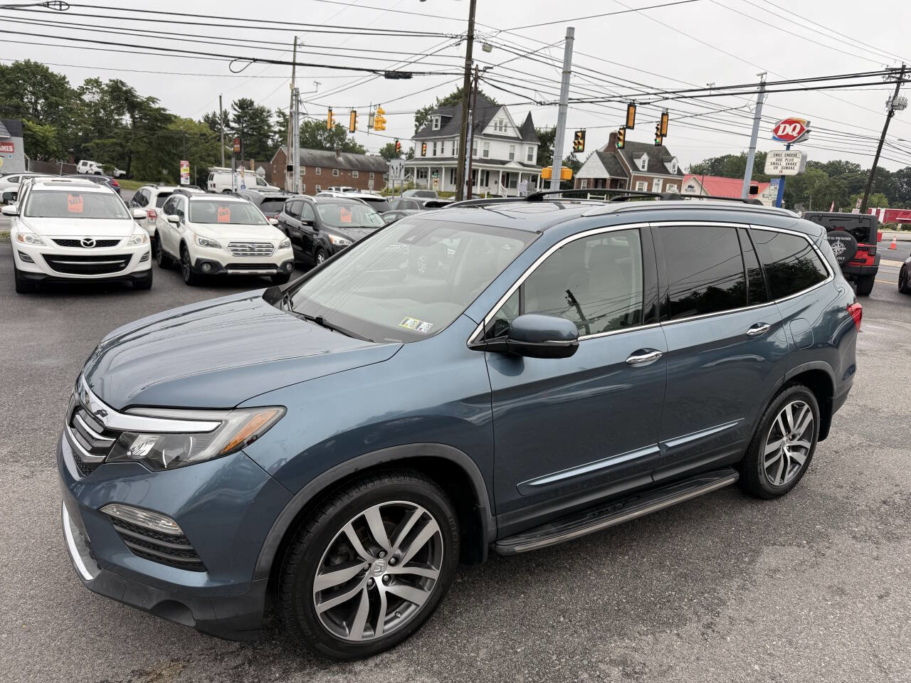 Used 2016 Honda Pilot Touring image 1