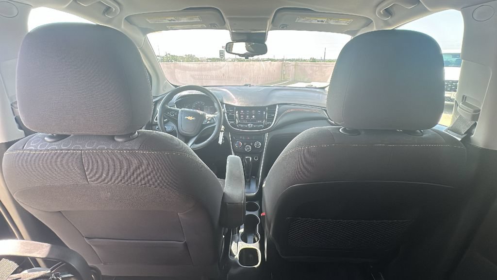 Used 2020 Chevrolet Trax LS w/ Tint and Cruise Package FWD image 29