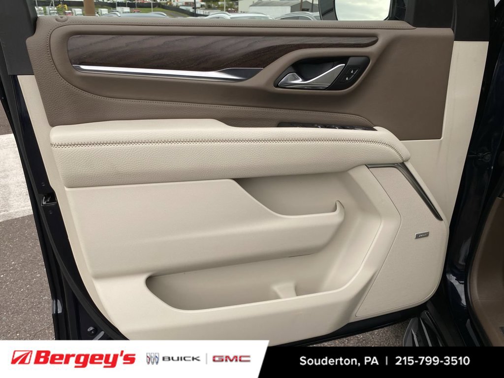 Certified 2023 GMC Yukon XL Denali AWD/4WD image 26