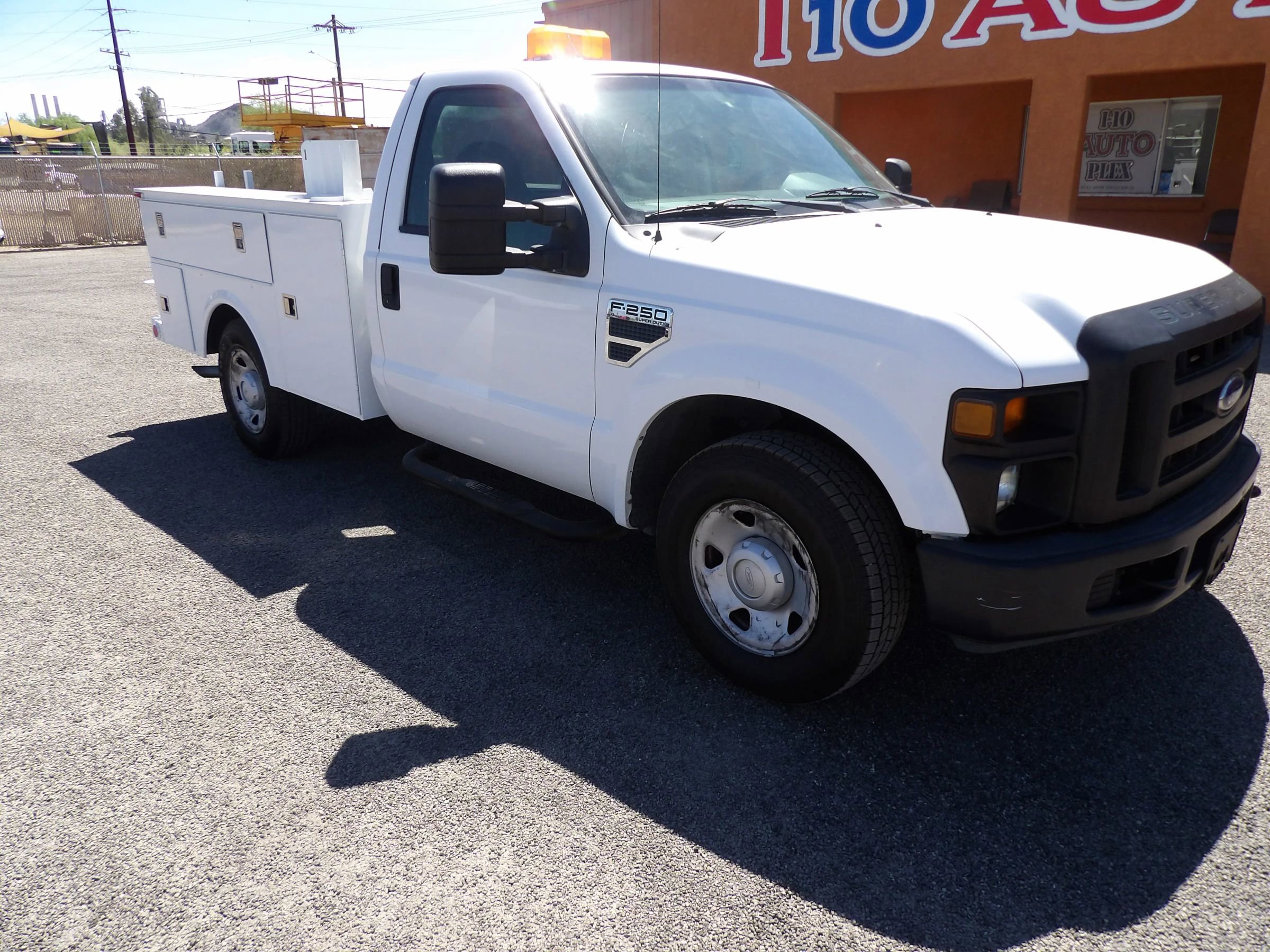 Used 2008 Ford F250 XL RWD image 2