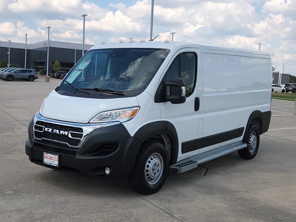Used 2025 RAM ProMaster 2500 w/ U-Haul Equipment Group FWD image 9