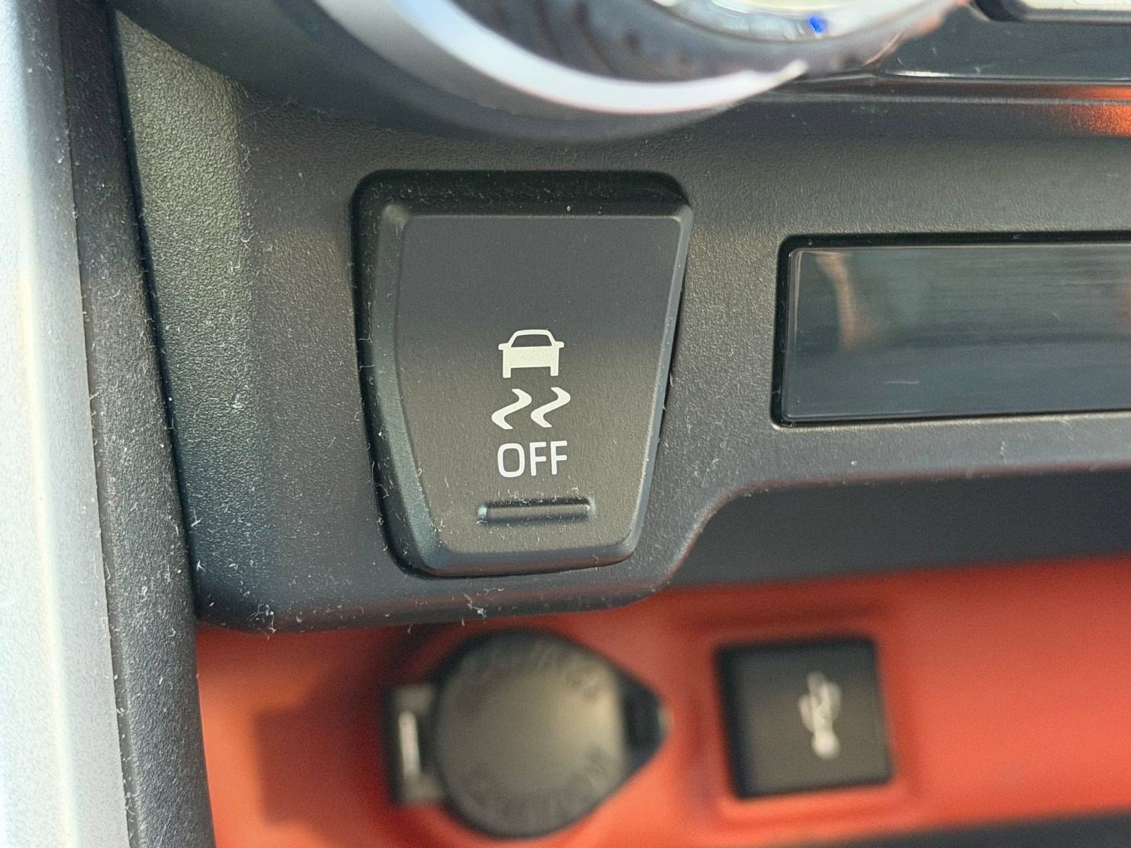 Used 2022 Toyota RAV4 Adventure AWD/4WD image 21