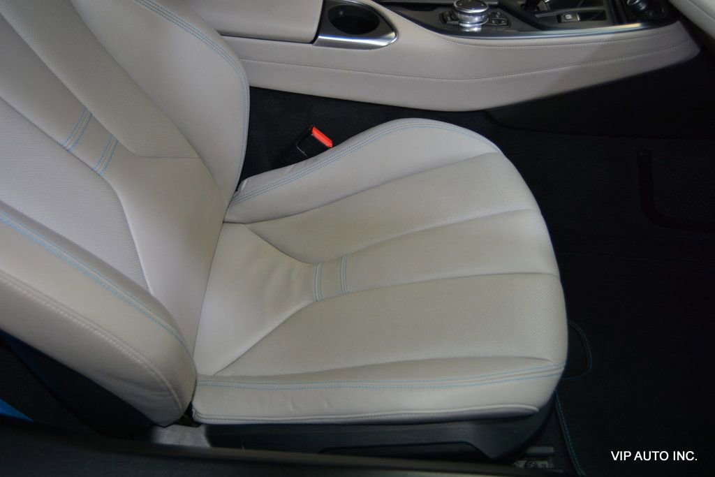 Used 2014 BMW i8 image 16