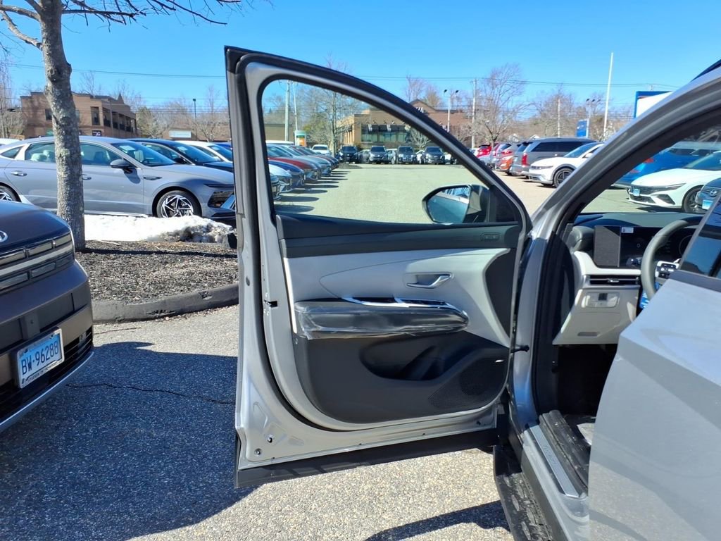 New 2026 Hyundai Tucson SE image 20