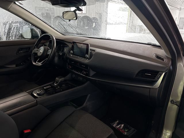 Used 2021 Nissan Rogue S AWD/4WD image 12