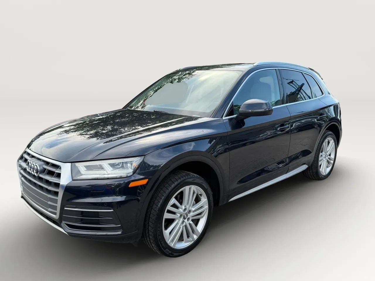 Used 2018 Audi Q5 2.0T Premium Plus w/ Premium Plus Package AWD/4WD image 7