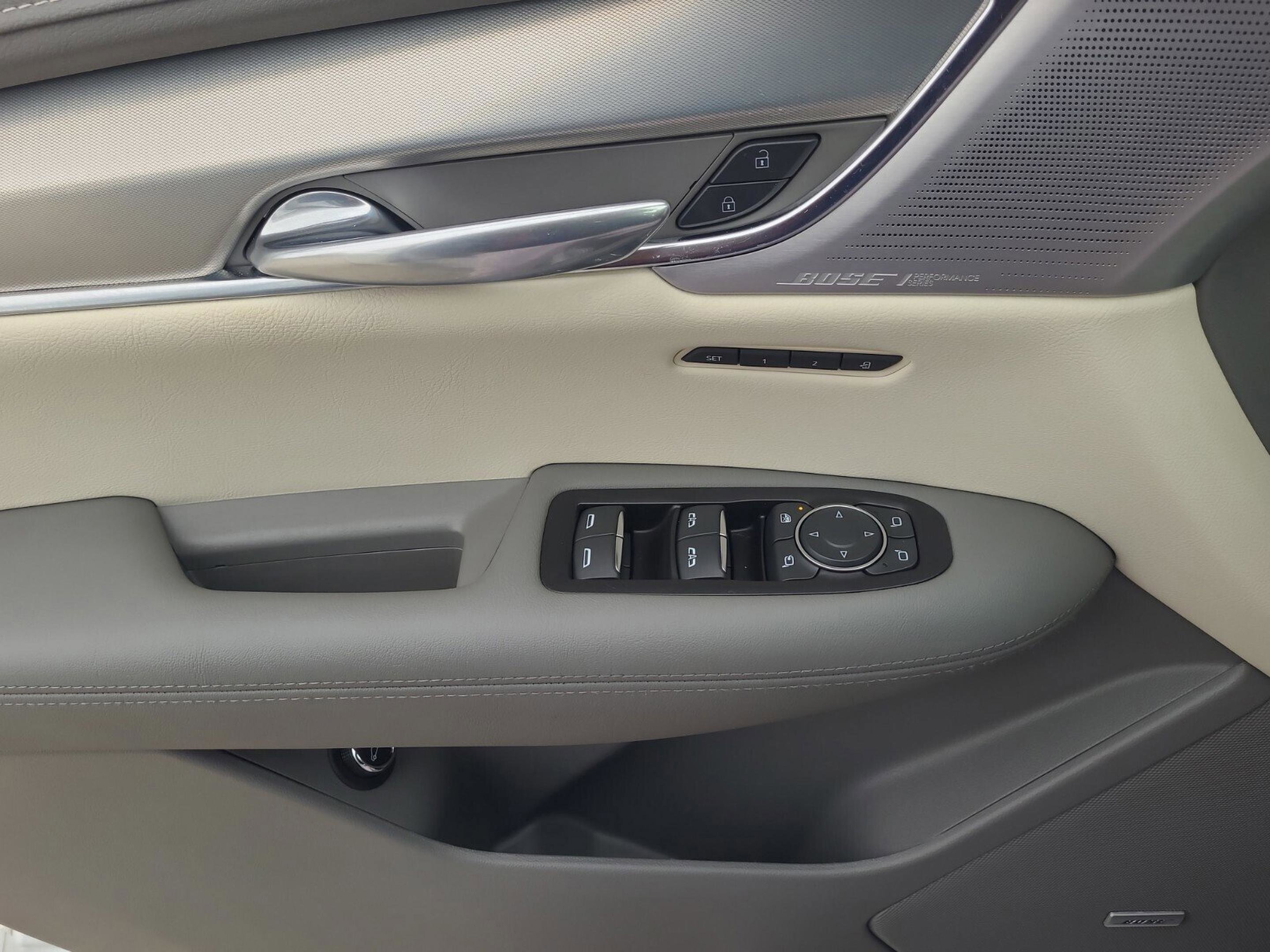 Used 2022 Cadillac XT5 Premium Luxury w/ Technology Package image 26