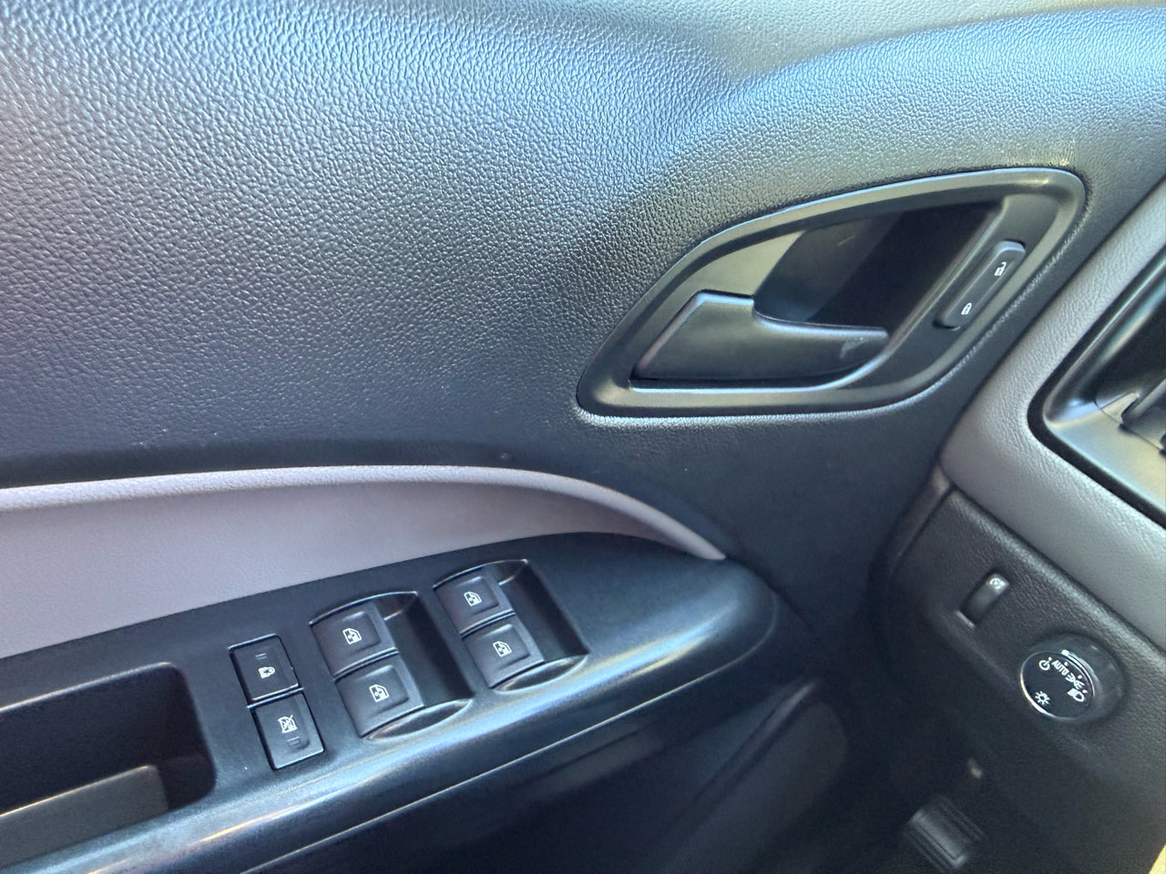 Used 2020 Chevrolet Colorado W/T w/ WT Convenience Package image 23