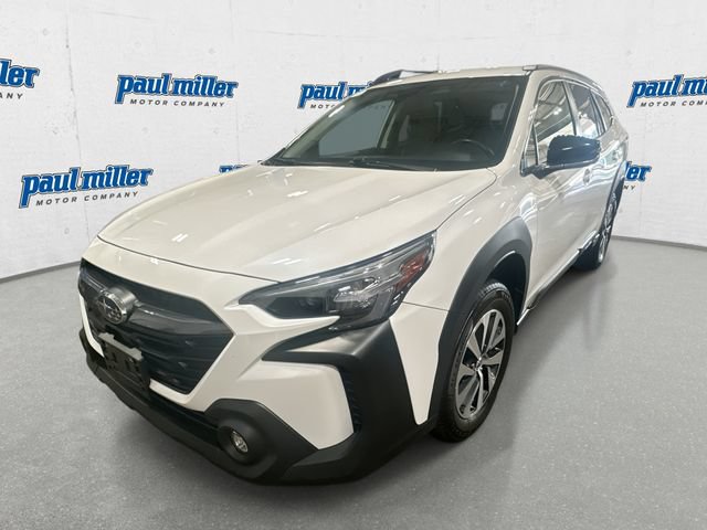 Used 2023 Subaru Outback Premium AWD/4WD image 1