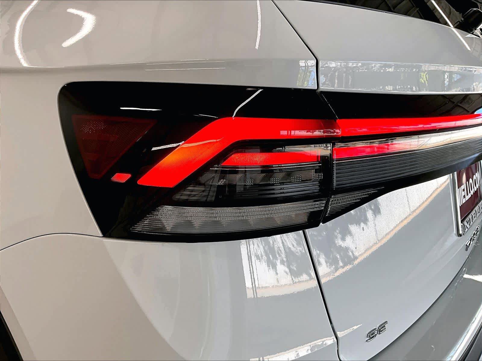 New 2026 Volkswagen Taos SE AWD/4WD image 25