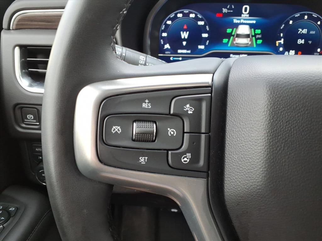 Used 2023 Chevrolet Tahoe Z71 w/ Z71 Off-Road Package AWD/4WD image 13