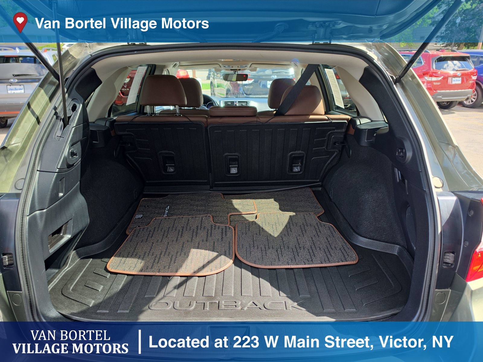 Used 2019 Subaru Outback 3.6R Touring AWD/4WD image 31