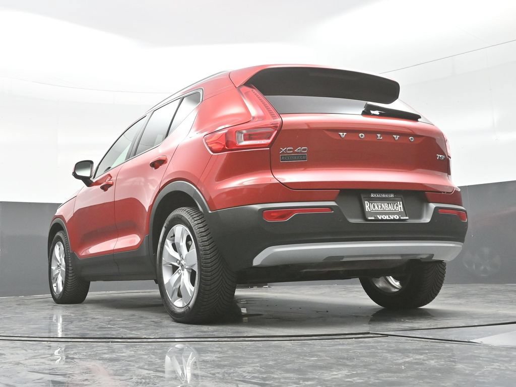 Used 2020 Volvo XC40 T5 Momentum w/ Protection Package Premier AWD/4WD image 25
