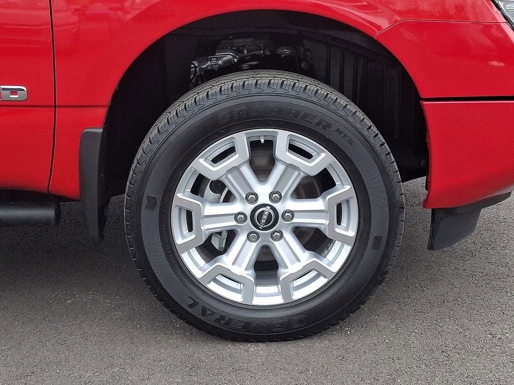 Certified 2024 Nissan Titan SV w/ SV Convenience Package image 8